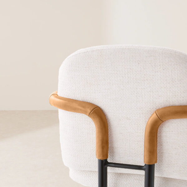 VHB-010 Round White Upholstered Counter Stool with Black Metal Frame - Image 5