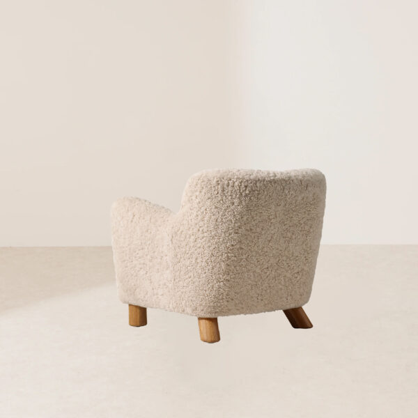 VHL-013 Handcrafted Luxurious Single Armchair with Curly Sheepskin and Classic Button Tufting - Image 4